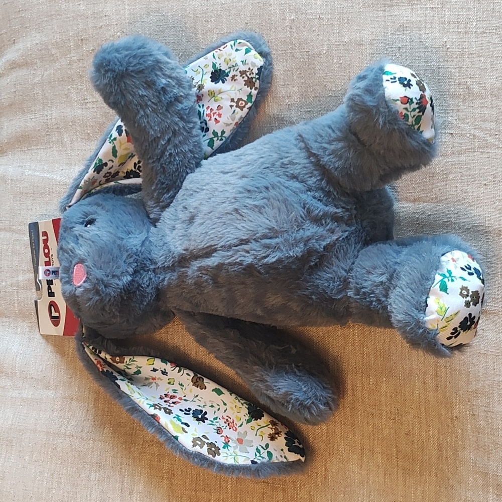PETS: BIG BUNNY DOG TOY
